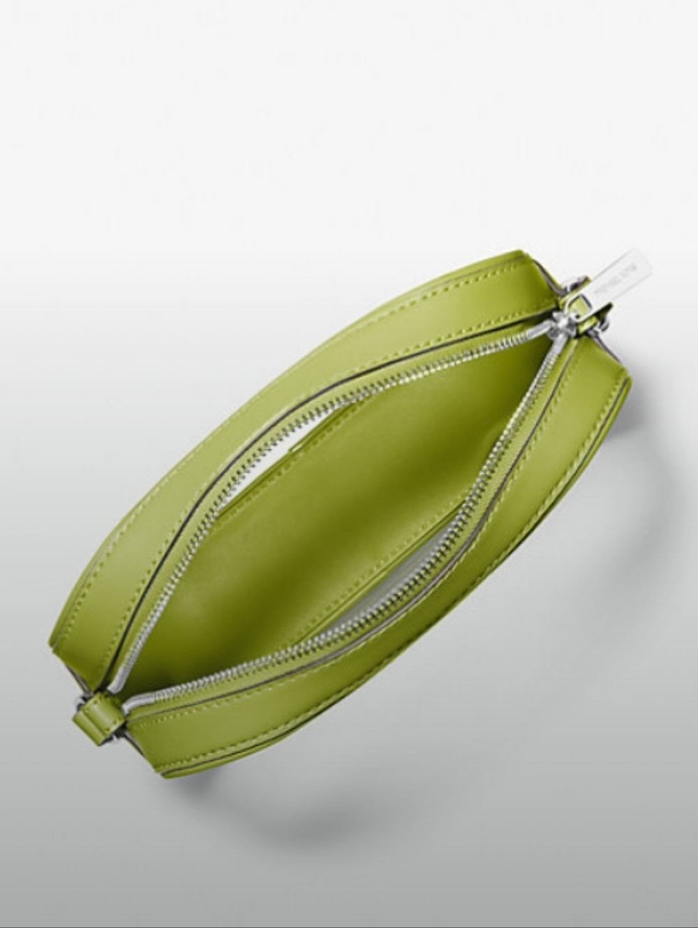 Michael Kors-Jet Set Travel Oval Camera Crossbody Bag (Lime 🍋‍🟩) - Picture 3 of 10